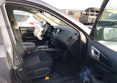 2018 Nissan Pathfinder S из США, поврежденный, VIN 5N1DR2MM7JC626401